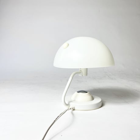 USED PLASTICS SHADE TOUCH SENCER LAMP