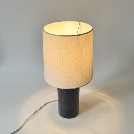 USED CERAMIC TABLE LAMP