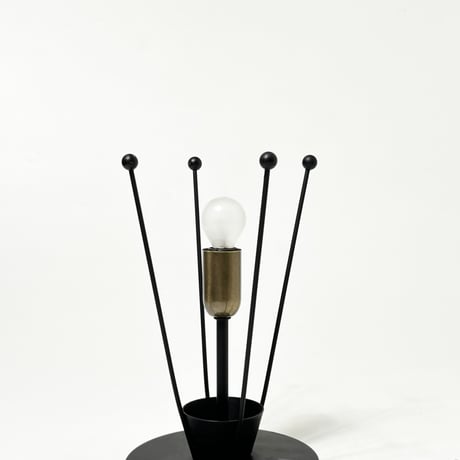 JAPAN USED POSTMODERN IRON FRAME TABLE LAMP