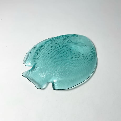 USED GLASS FISH TRAY