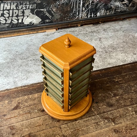 USED WOODEN & IRON ROTATING DISPLAY SHELF