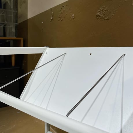 USED METAL CARRY RACK