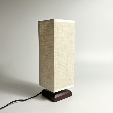 USED FABLIC SHADE TABLE LAMP