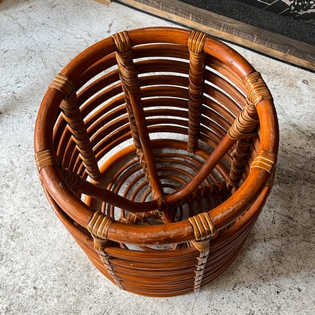 USED BAMBOO & WICKER STOOL