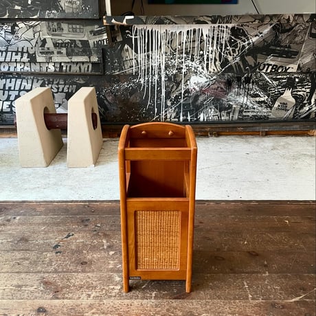 JAPAN USED "KARIMOKU" WOODEN FLAME RATTAN UMBRELLA STAND