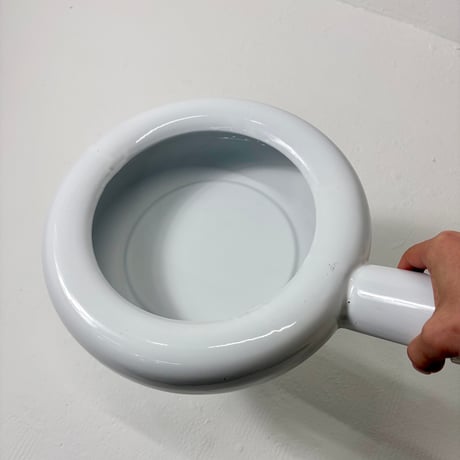 VINTAGE KOCKUMS WHITE ENAMEL BEDPAN