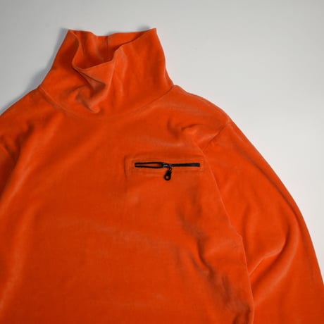 USED "OPTIONAL" VELVET TURTLENECK PULLOVER