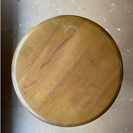JAPAN USED "KARIMOKU" WOODEN ROUND SIDE TABLE