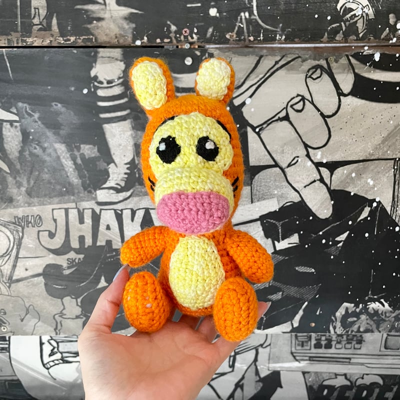 USED KNITTED STUFFED BEAR TOY | CopyArt Collective