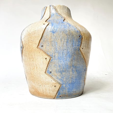 USED CERAMIC FLOWER VASE