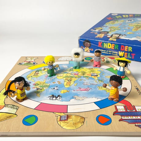 USED “ BELEDUC / KINDER DER WELT” BOARD GAME TOY