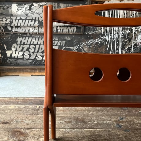 JAPAN VINTAGE “KARIMOKU” WOODEN FOLDING MAGAZINE RACK