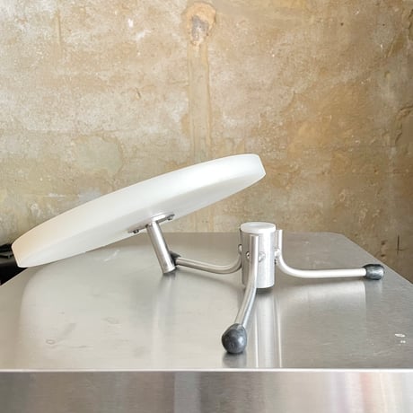 USED SILICON ROTATING STAND