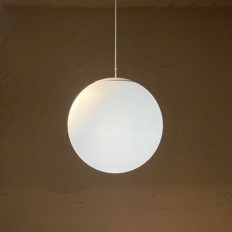 JAPAN USED PLASTICS GLOBE PENDANT LAMP