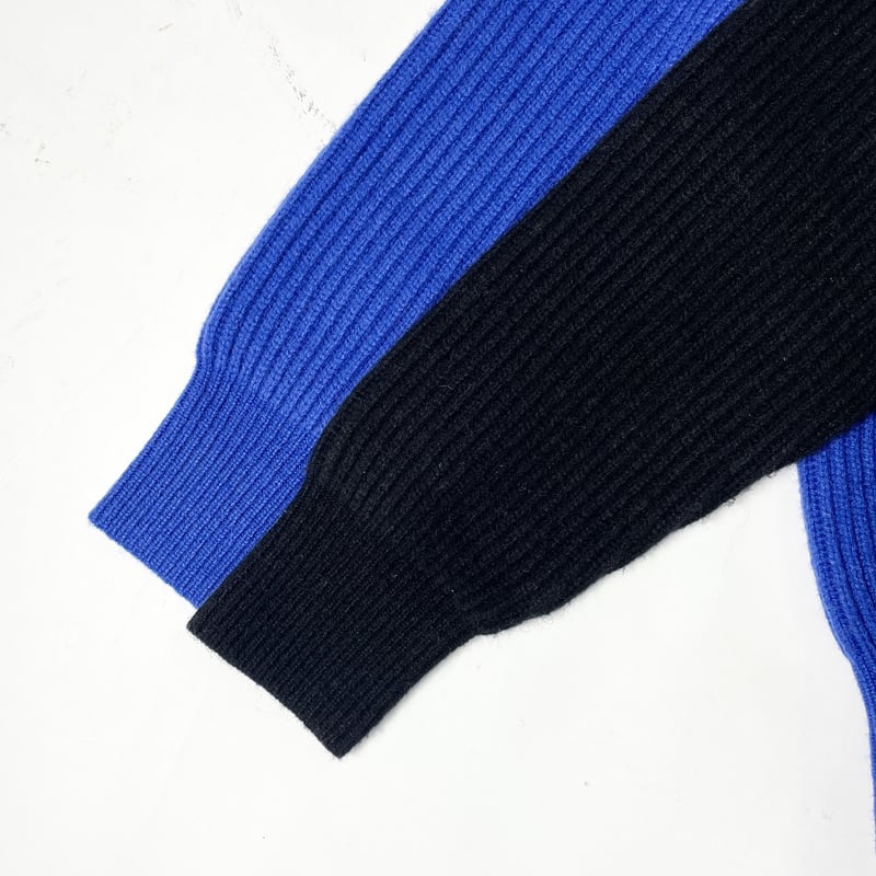 COMFORTABLE REASON “Audience Knit” | CopyArt Co