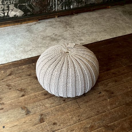 USED COTTON ROUND CUSHION