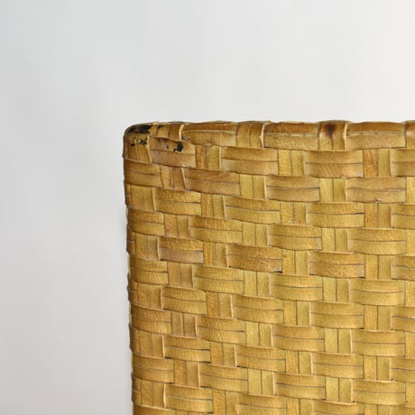 USED PLAITING LEATHER CHAIR
