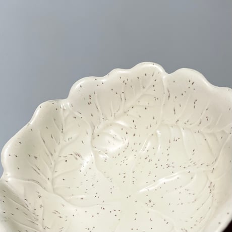 USED CERAMIC CABBAGE MOTIF BOWL