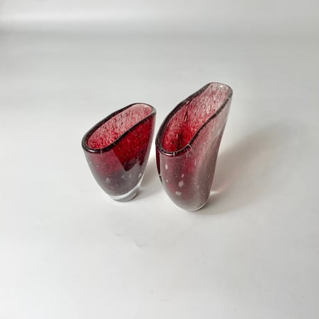 USED GLASS FLOWER VASE