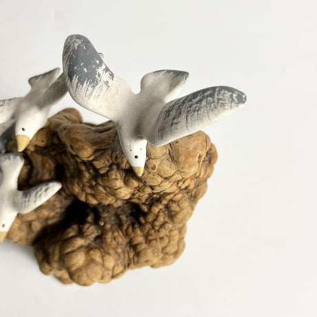 VINTAGE "CARDEE WEST" DRIFT WOOD & SEAGULL STATUE