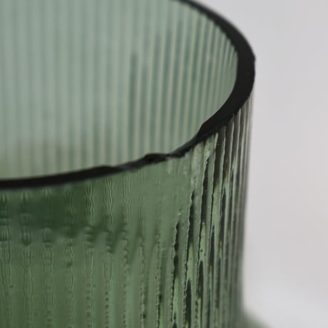 USED GLASS FLOWER VASE