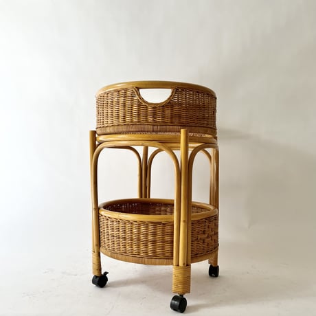 USED BAMBOO & RATTAN CARRY LAUNDRY SHELF