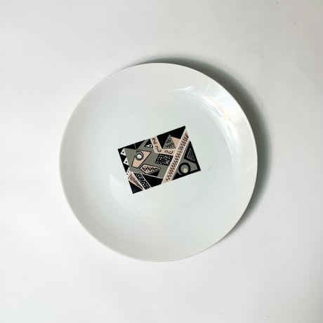 USED ABSTRACT PATTERN CERAMIC PLATTER