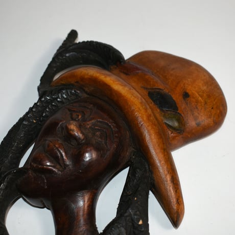 USED WOODEN WALL ART