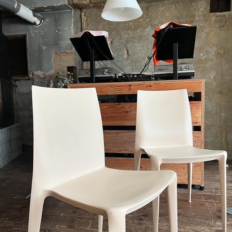 USED "HELLER / THE BELLINI CHAIR"