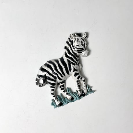 USED 90'S "BURWOOD" WALL HANGING ANIMALS