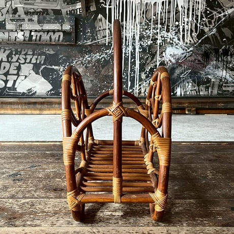 USED RATTAN MAGAZINE RACK