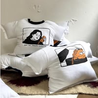 moka "doll doll" CUSHION