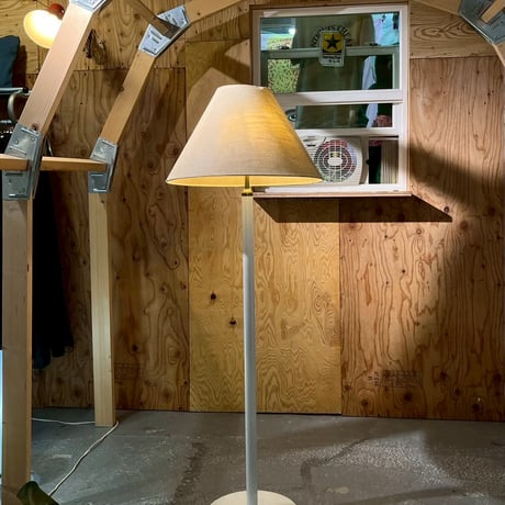 JAPAN USED 90’S-00’S “NATIONAL” IRON FRAME FABRIC SHADE FLOOR LAMP