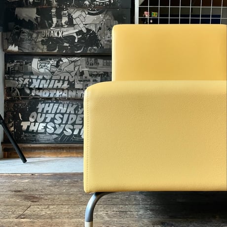 USED IRON LEG VINYL LEATHER 1P SOFA
