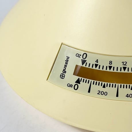 USED "GUZZIN" KITCHEN SCALE