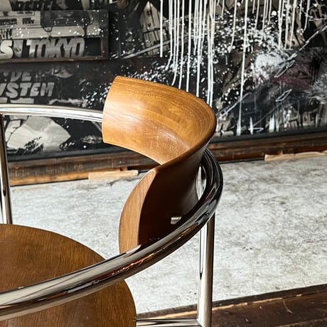 USED WOODEN & STAINLESS 3LEG ARM CHAIR