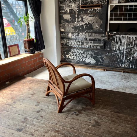 USED RATTAN ARM CHAIR