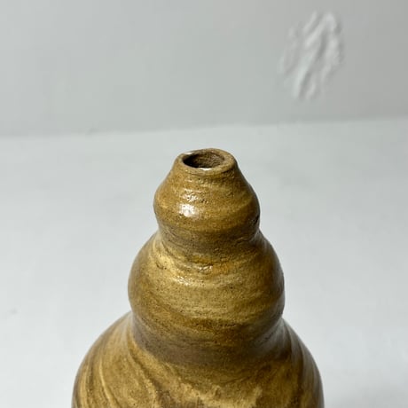 USED HANDMADE CERAMIC FLOWER VASE