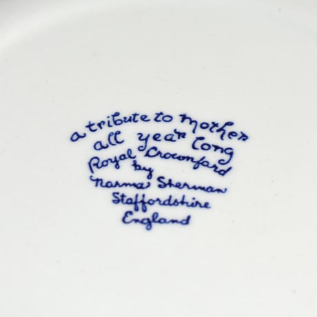 VINTAGE "A GOOD MOTHER MAKES A HAPPY HOME" CERAMIC DISH