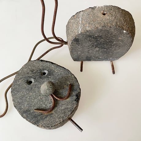 USED STONE DOG-SHAPED SCULPTURE