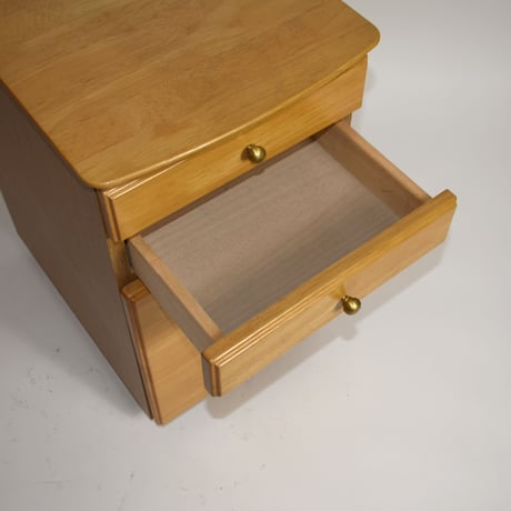 USED WOODEN CARRY CABINET