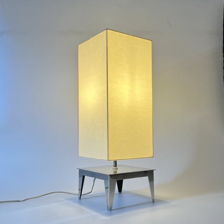 USED STAINLESS LEG TABLE LAMP
