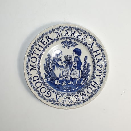 VINTAGE "A GOOD MOTHER MAKES A HAPPY HOME" CERAMIC DISH