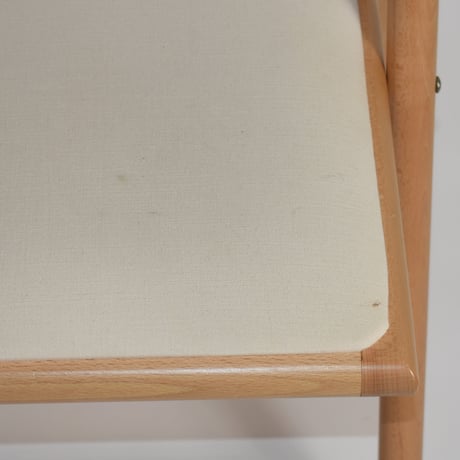 USED WOODEN FOLDING CHAIR