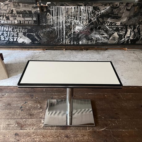 USED METAL LEG WOODEN TOP BOARD COFFEE TABLE