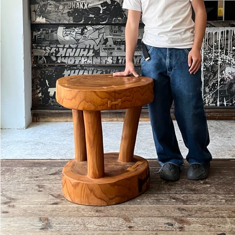 USED WOODEN CENTER TABLE