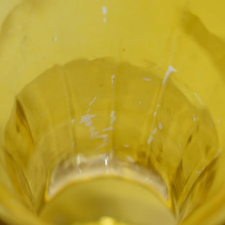 USED GLASS FLOWER VASE