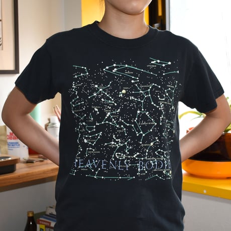 USED 90'S "HEAVENLY BODIES" S/S TEE