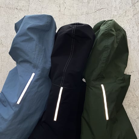 COMFORTABLE REASON  “Daily Anorak”