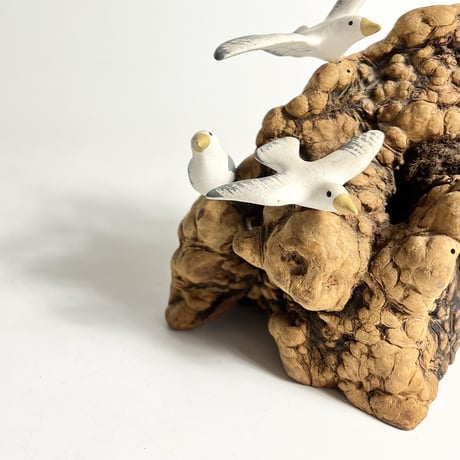 VINTAGE "CARDEE WEST" DRIFT WOOD & SEAGULL STATUE